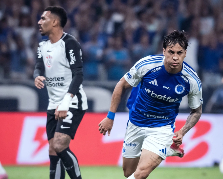 Corinthians leva três e perde do Cruzeiro em prévia da semi da Copa do Brasil