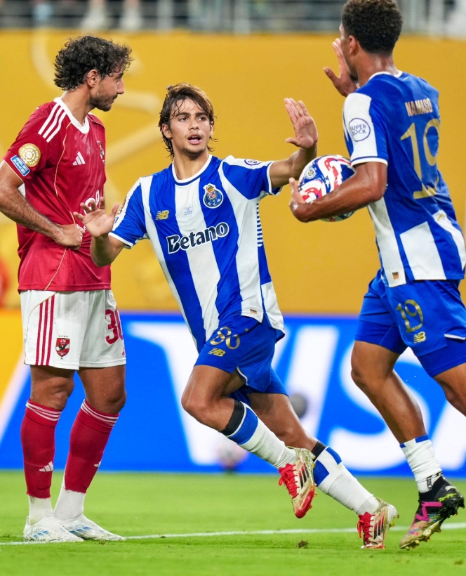 Porto empata com Al Ahly em jogo de oito gols e cai na primeira fase do Mundial
