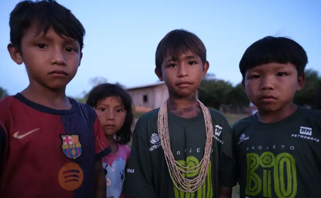 Manaus lidera diversidade de línguas indígenas enquanto falantes crescem no Brasil