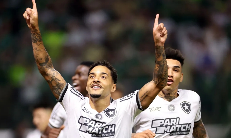 Chance de título do Botafogo no Brasileiro dispara após vitória sobre o Palmeiras; veja