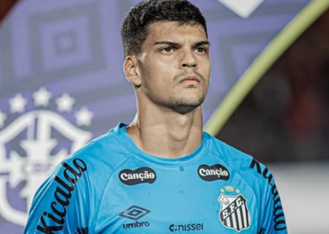 Cantor gospel cobra dívida de goleiro do Santos: 'precisa virar homem'