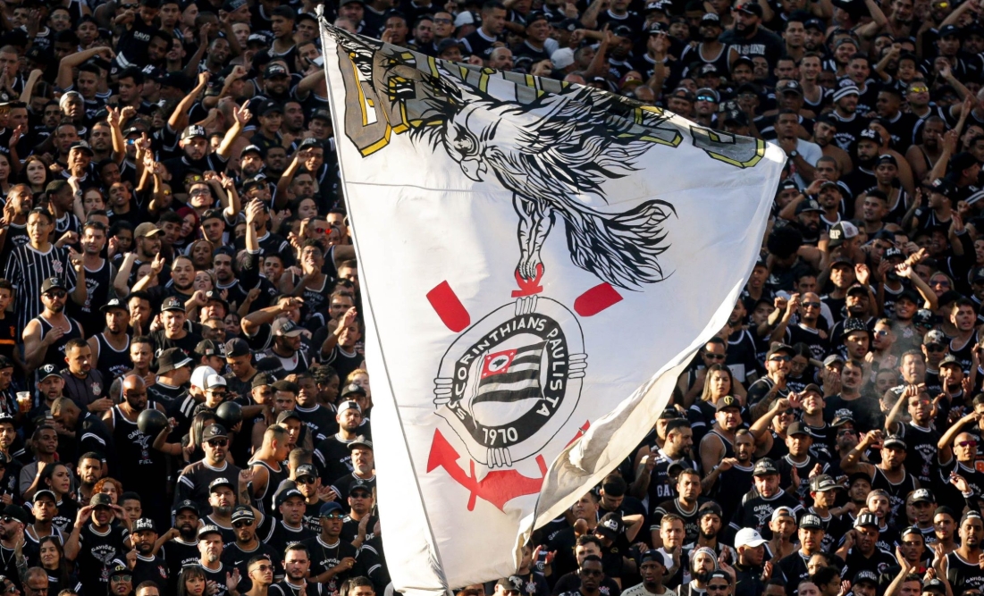 Nova gestão do Corinthians encara conta 'zerada' e tem R$ 30 milhões de dívidas