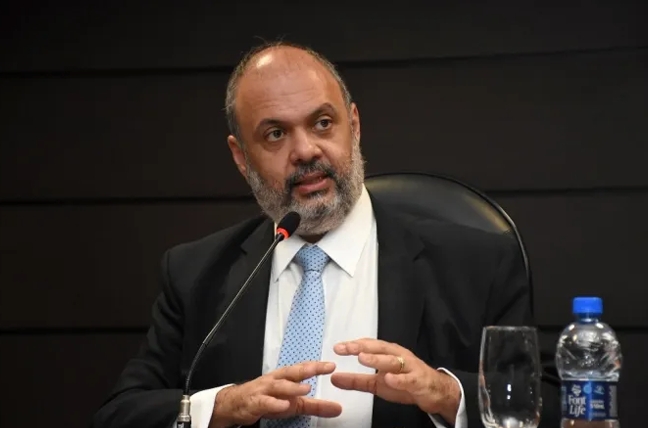 Alexandre Câmara ministra palestra na DPE-AM sobre processo civil e vulnerabilidade