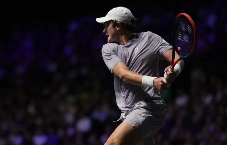 João Fonseca perde posições no ranking da ATP após 1ª atualização do ano