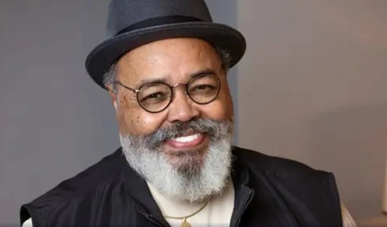 Jorge Aragão faz show gratuito em Manaus para comemorar Dia do Samba