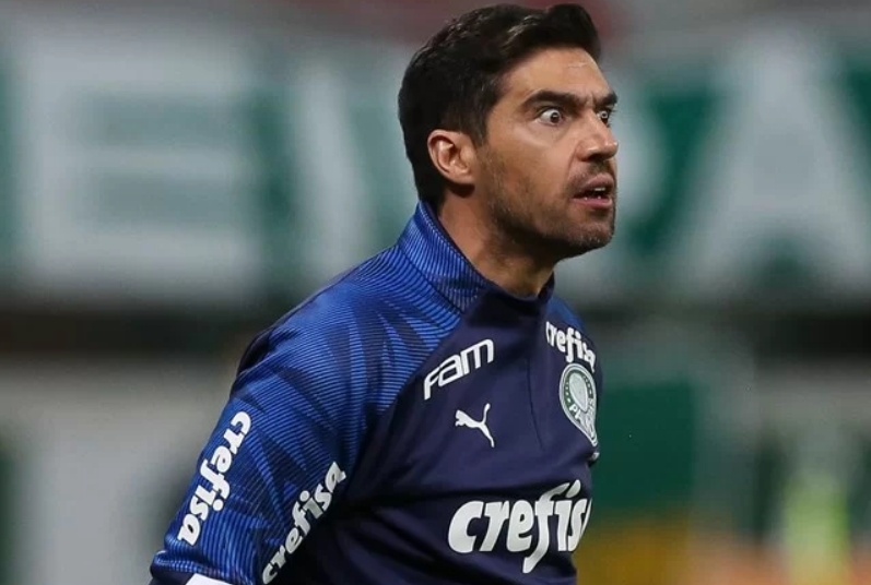 Abel Ferreira revela que filme da Disney contribuiu para boa fase do Palmeiras
