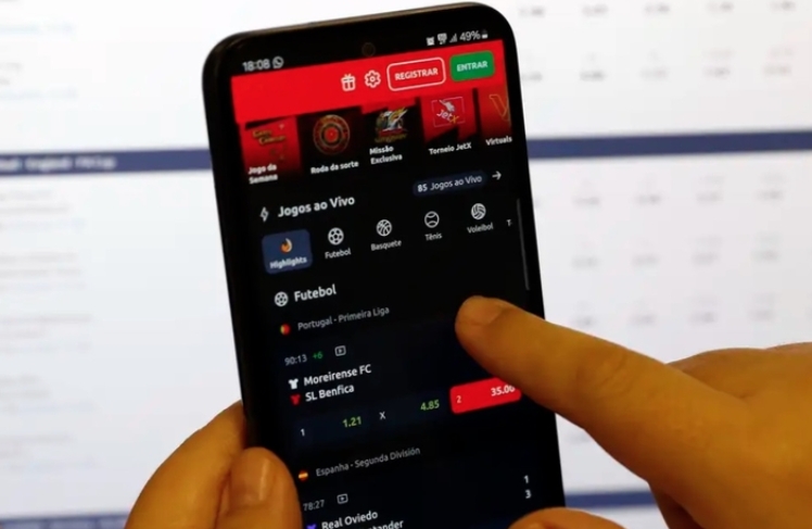 Governo Federal libera 66 sites de apostas no Brasil; confira lista 