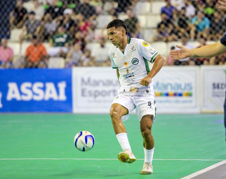 Da ZL de Manaus para o Brasileiro de Futsal; conheça Leozinho, do Estrela do Norte
