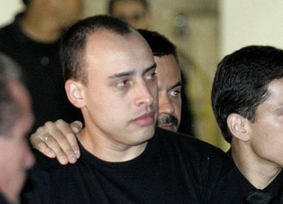 Ministério Público pede que Alexandre Nardoni volte imediatamente para prisão