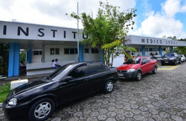 Suposto pistoleiro é morto durante confronto com a polícia no bairro Cidade de Deus