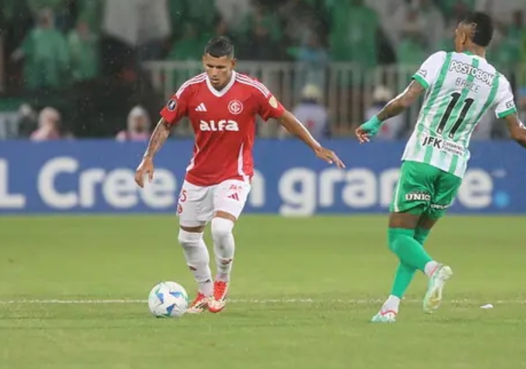 Inter perde do Atlético Nacional e deixa zona de classificação na Libertadores