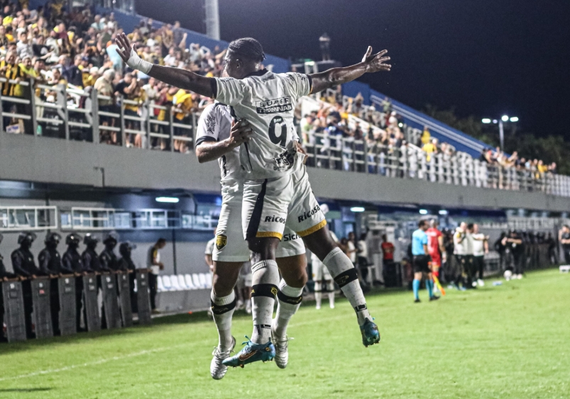 Em casa, Amazonas vence Athletic em confronto direto no Z4 da Série B