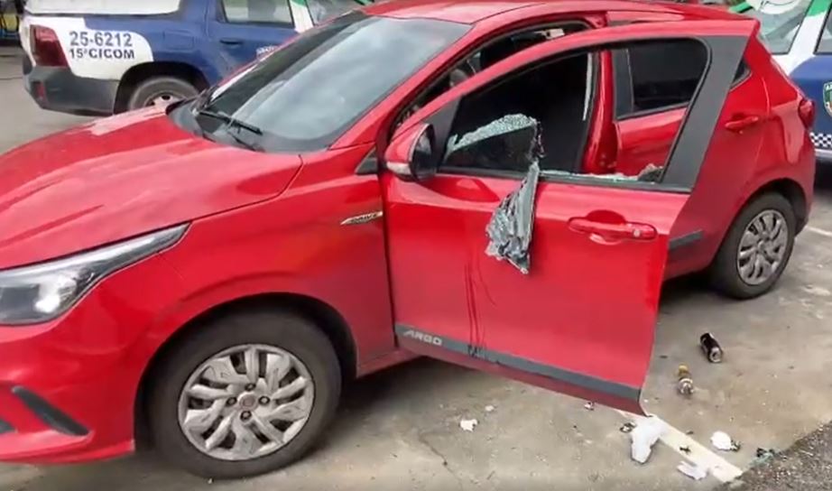 Criminosos tentam fazer gerente de posto refém durante assalto em Manaus