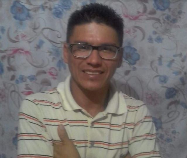 Família procura homem que desapareceu após entrar em barco com destino a Manaus