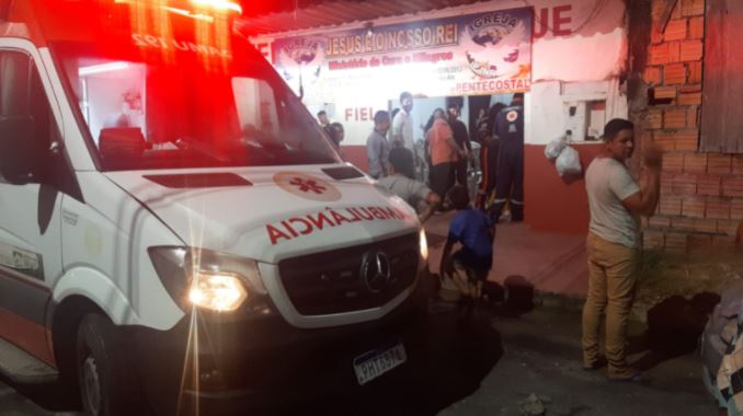 Com marteladas na cabeça, homem implora por socorro em igreja de Manaus