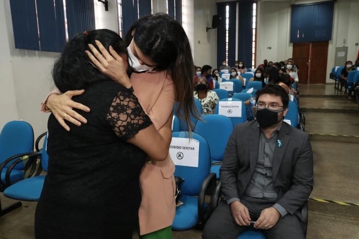 Mulher dopada e estuprada em hospital de Itacoatiara desabafa em audiência: 'Ninguém fez nada'