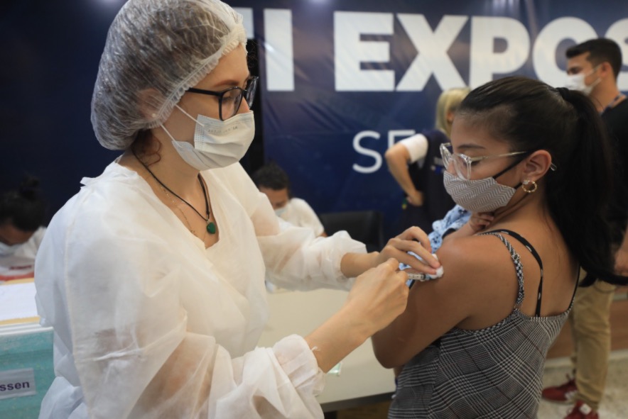 Mais da metade da população dos municípios do Amazonas não completou esquema vacinal