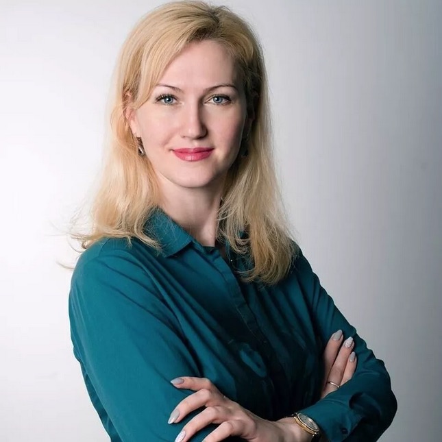 Veja quem são a mulher e os dois filhos mortos em bombardeio na Ucrânia; vídeo