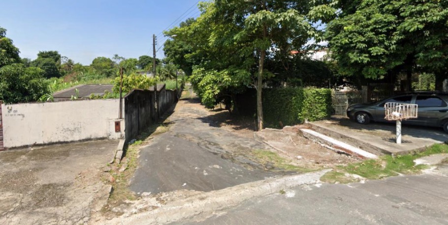 Falta de infraestrutura e invasão de via pública em Flores são alvo de investigação