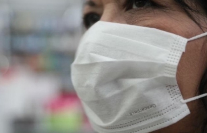 Devo usar máscara ou não? Com fim do decreto, veja recomendações de infectologistas