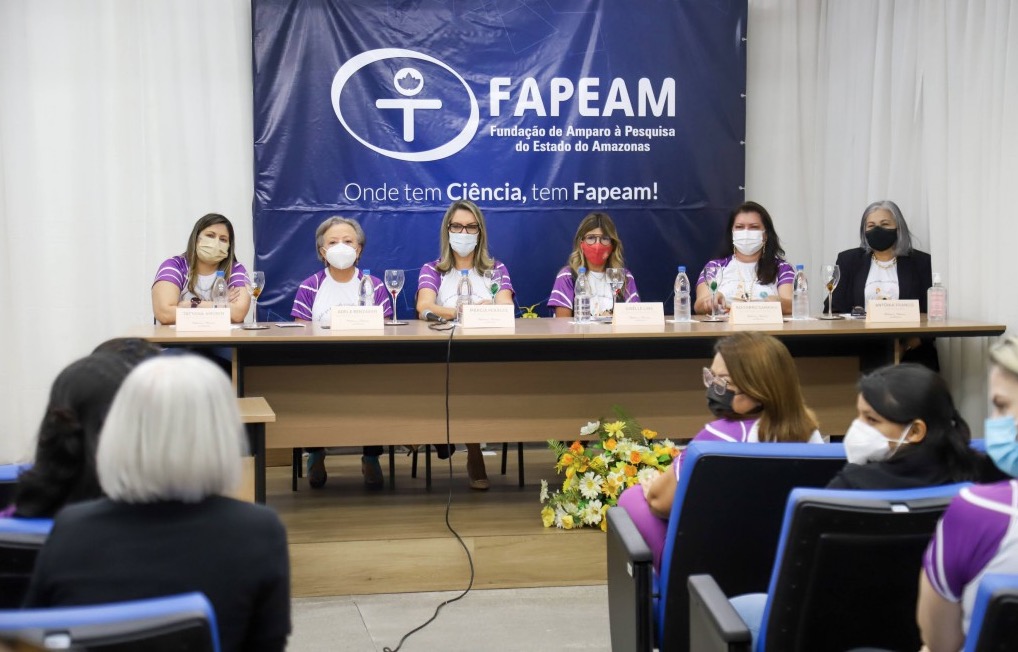 Fapeam lança programa para incentivar protagonismo feminino na ciência