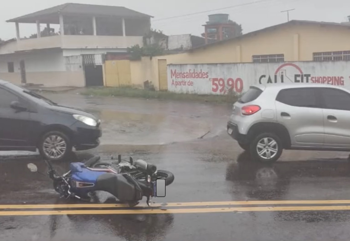 Acidente entre ônibus e motocicleta deixa um morto em Manaus