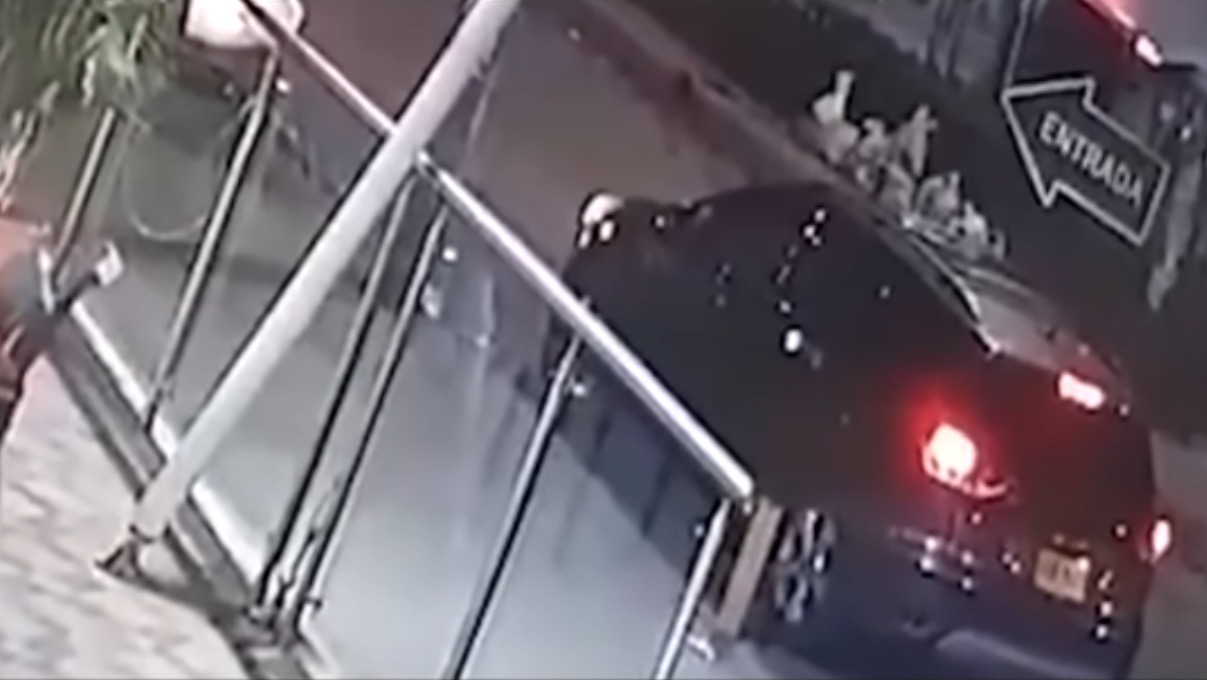 Família de Rincón diz que vídeo que mostra ex-jogador dirigindo não é do dia do acidente