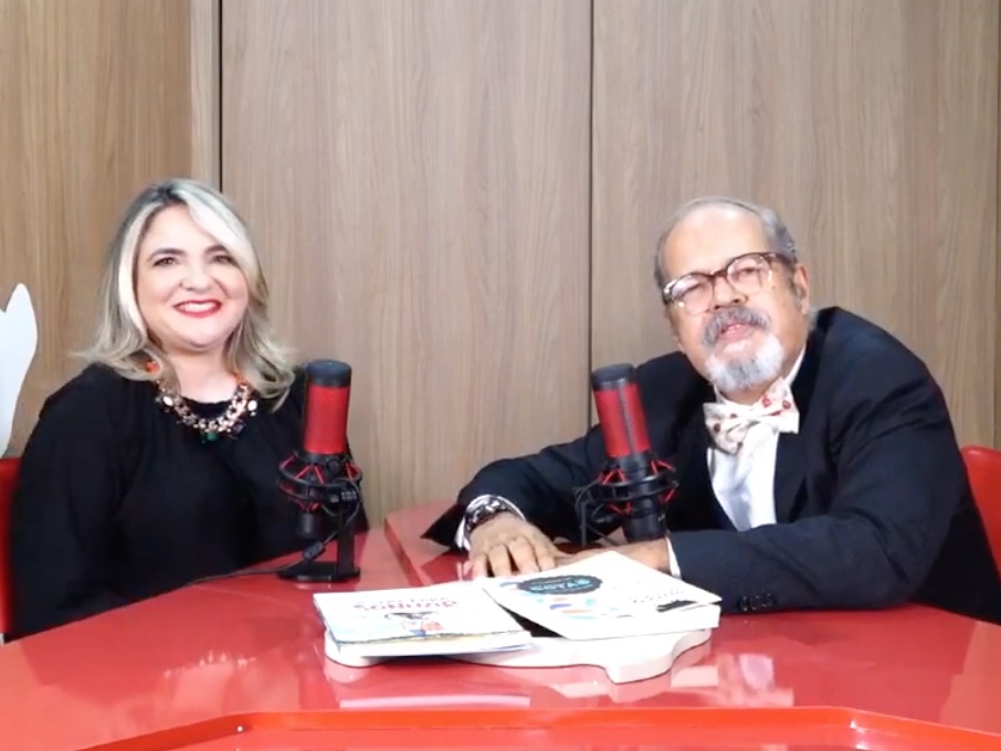 Escritora Joyce Desideri Tino fala sobre a importância do hábito de ler