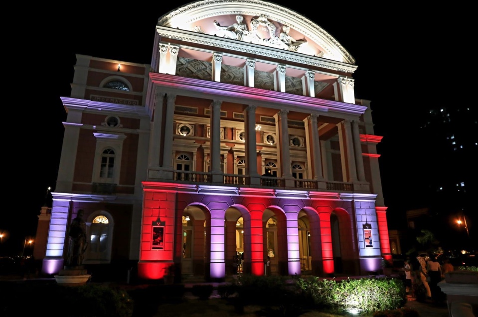Divulgada lista dos classificados no edital de autorização de uso gratuito do Teatro Amazonas