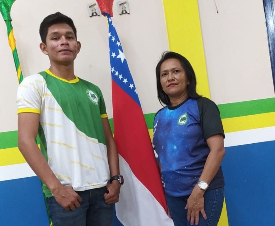 Parintinense vence etapa estadual do Concurso Internacional de Redação de Cartas