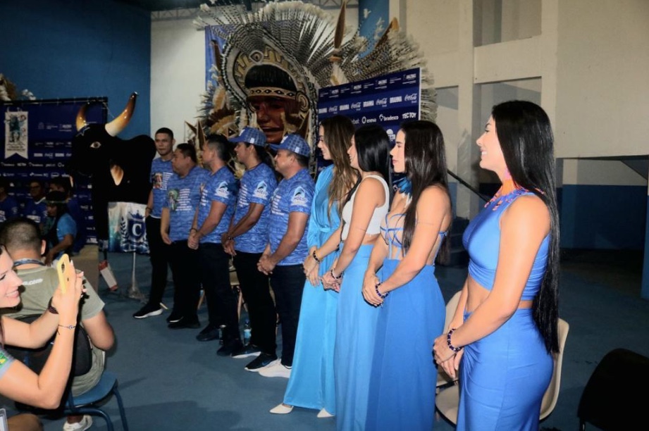 Rumo ao bicampeonato, Caprichoso apresenta 'O brado do povo guerreiro' em Parintins