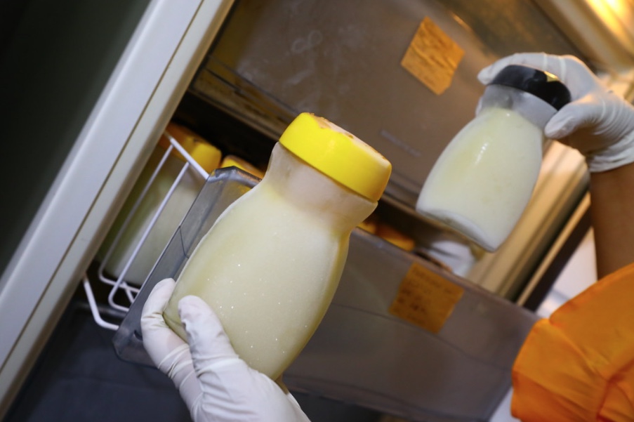 Campanha 'Agosto Dourado' incentiva mães trabalhadoras à doação de leite materno