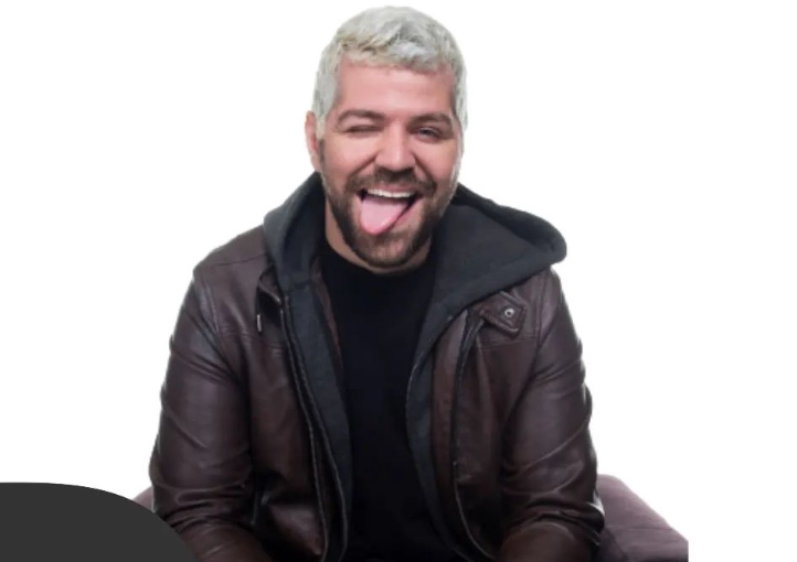 É hoje: Victor Sarro apresenta stand up 'A 5ª série ainda vive' no Teatro Manauara