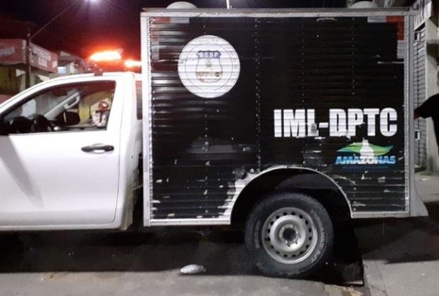 Servidor público morre após ser baleado em Manaus