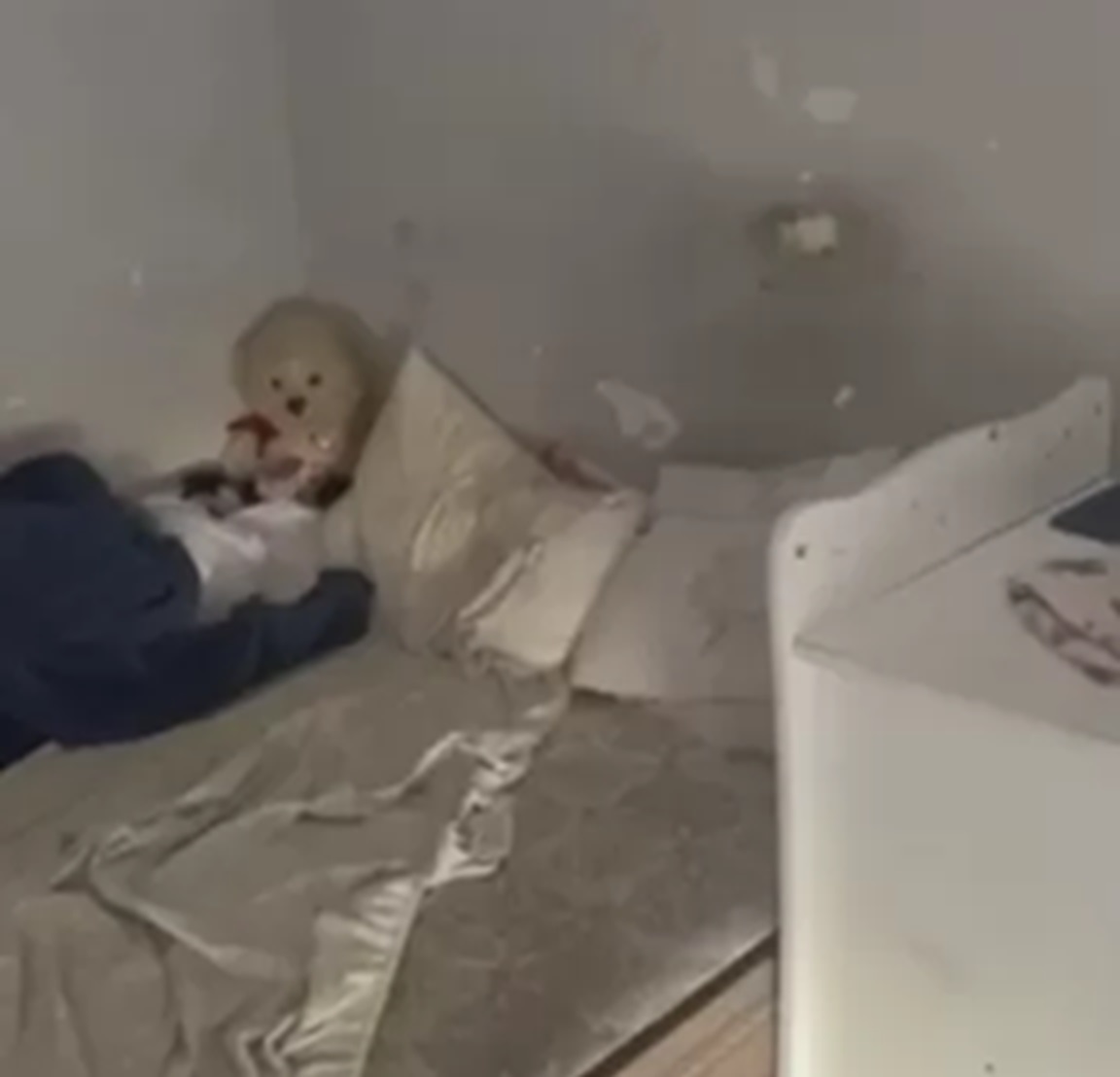 Menina de 6 anos em cárcere, sem saber falar e sem vacinas é resgatada em SP