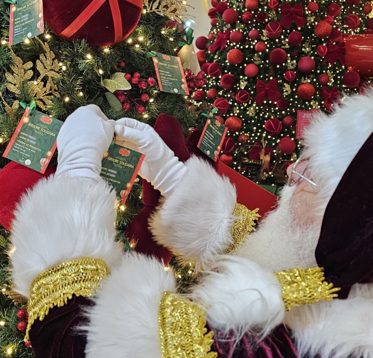 'Natal Solidário' realiza desejos de crianças do abrigo Moacyr Alves; saiba como ajudar