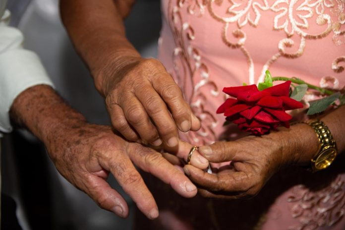 Edital para casamento civil gratuito é prorrogado no Amazonas; veja quem tem direito