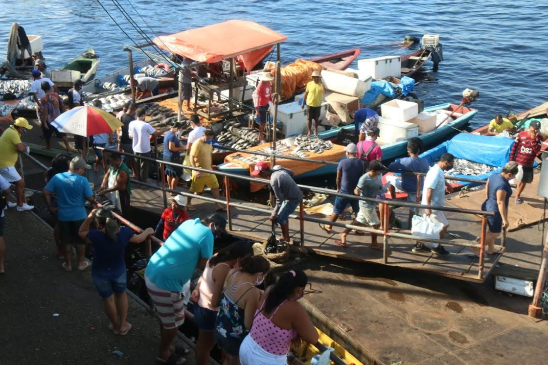 População brasileira aumenta e vai a 212,5 milhões de habitantes, aponta IBGE