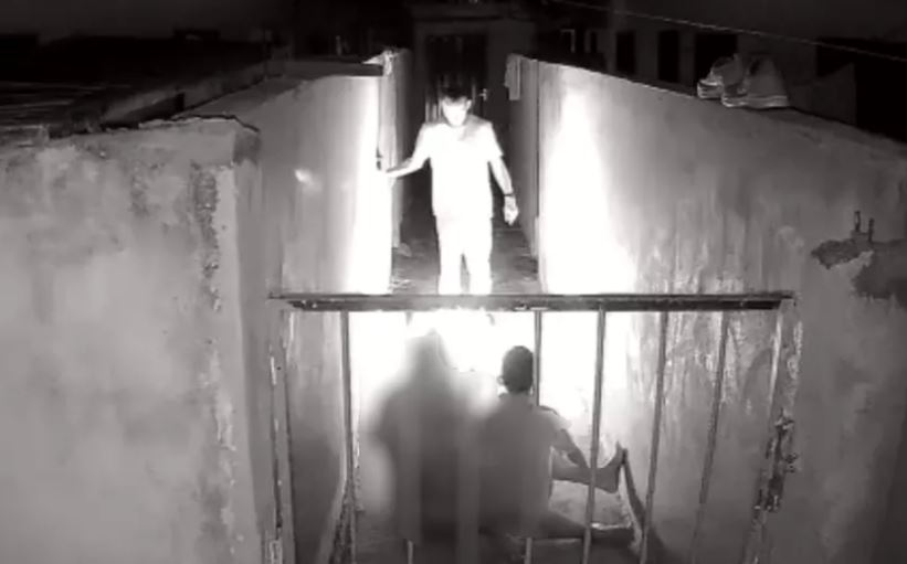 Homem é preso após atear fogo nas partes íntimas da mulher na frente do filho