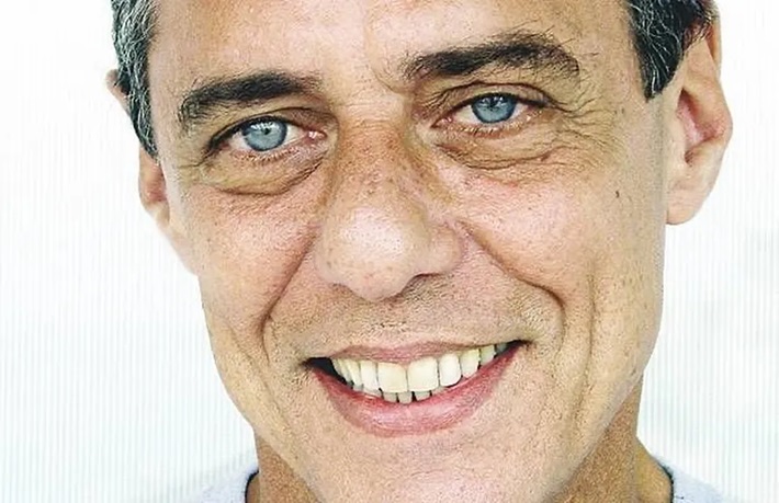 Chico Buarque passa por cirurgia no crânio