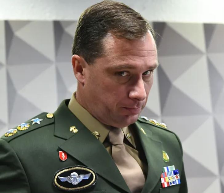 Mauro Cid depõe sobre encontro entre Bolsonaro e hacker nesta segunda-feira