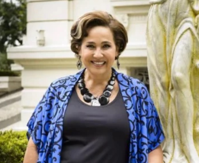 Velório de Claudia Jimenez neste sábado será aberto aos fãs: 'últimas homenagens'