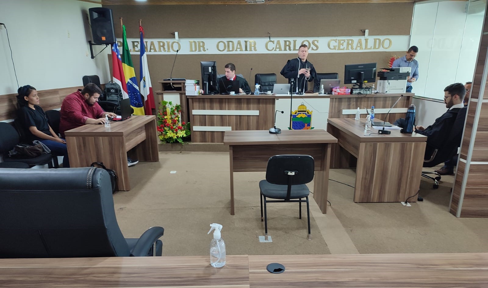 Mulher é condenada por tentar matar cunhada de homem suspeito de roubar igreja no Amazonas