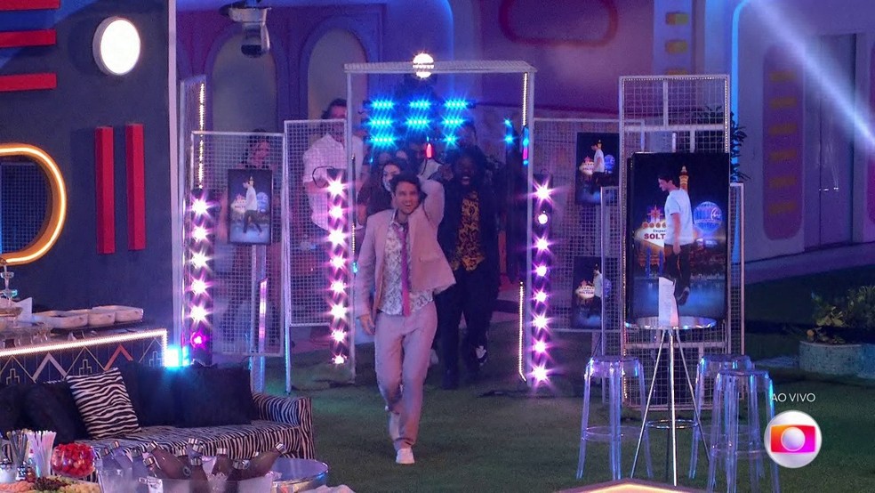 'Despedida de Solteiro'é tema da festa do líder Lucas no BBB22