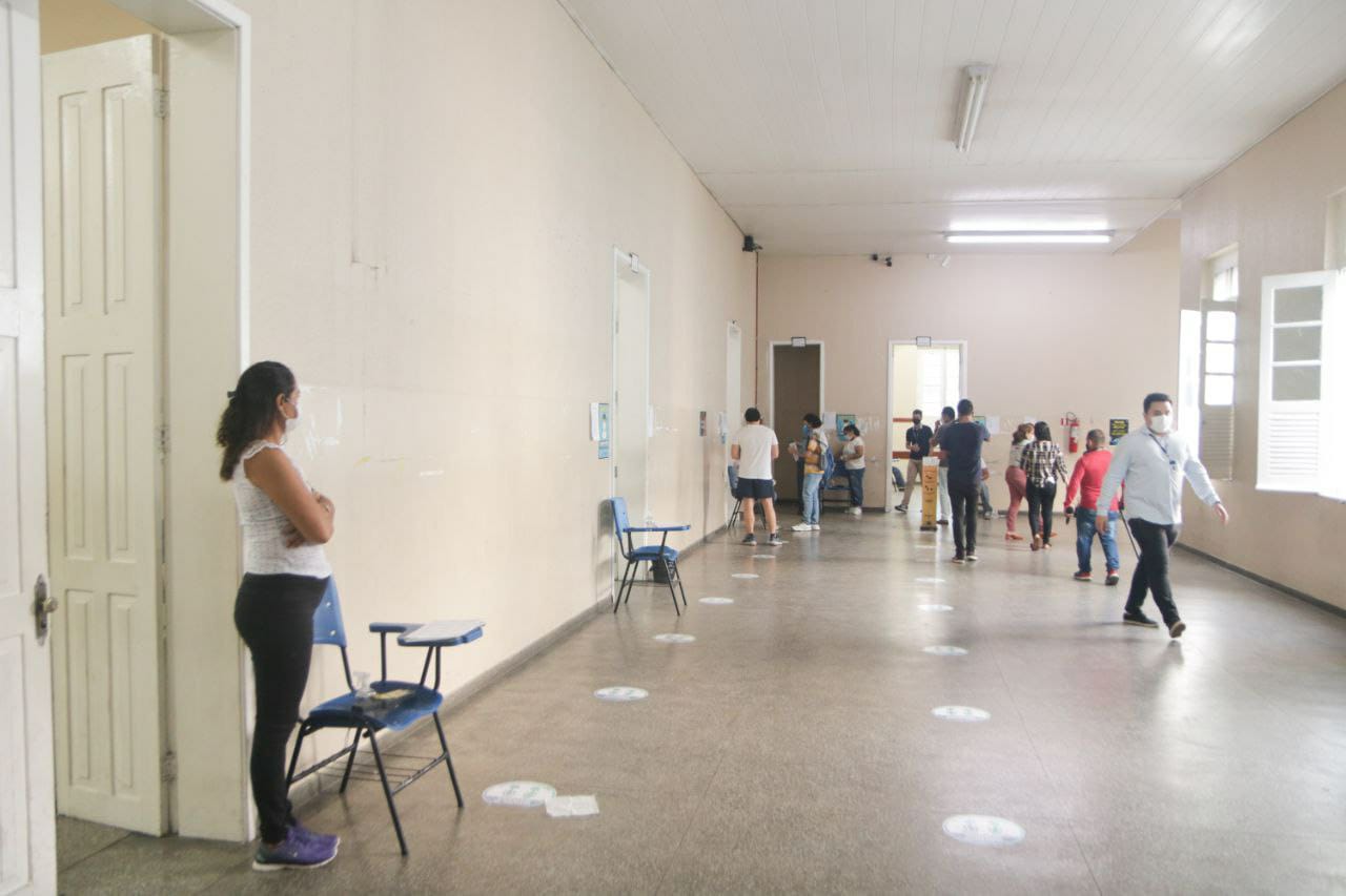 Concurso do TCE-AM registra mais de 3,9 mil faltosos na primeira etapa