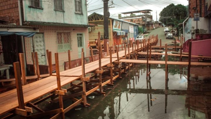 Manaus tem mais de 4 mil metros de pontes construídas em bairros afetados pela cheia
