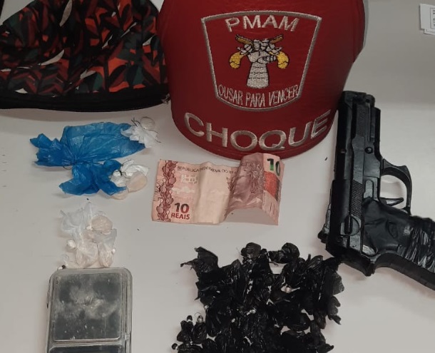 Adolescente de 14 anos é apreendido com arma falsa em Manaus