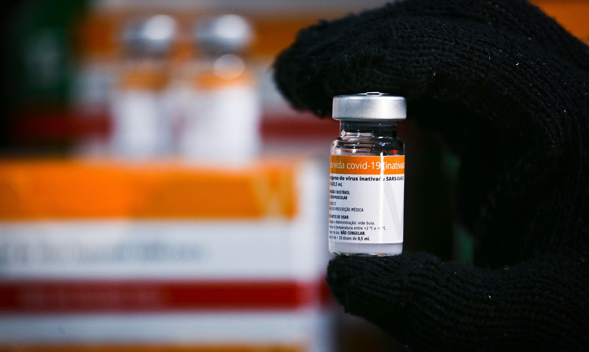 Covid-19: Mais de 271 mil pessoas estão com 2ª dose de vacina atrasada em Manaus