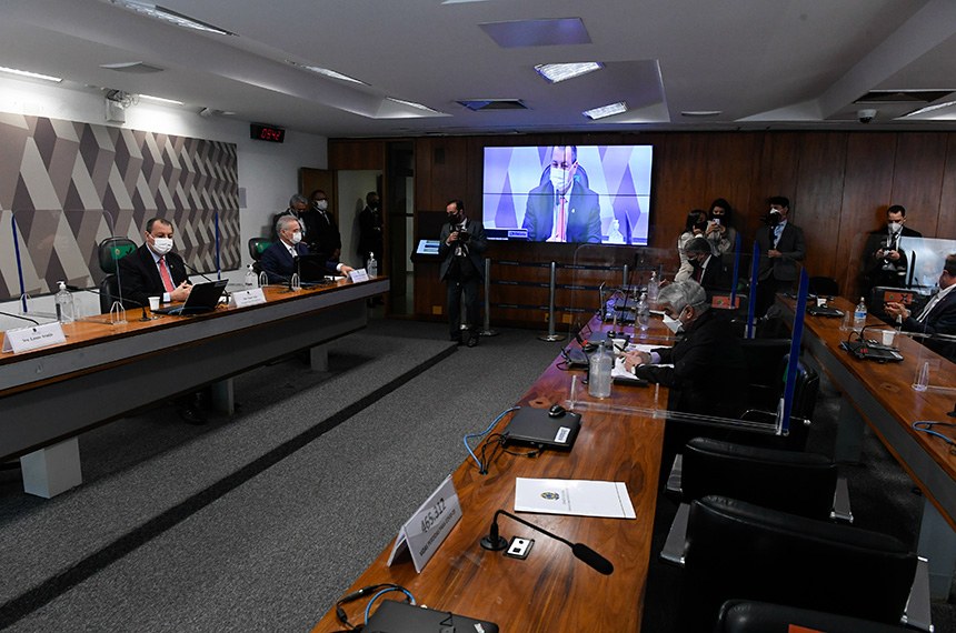 CPI pode convocar e quebrar sigilos de 'gabinete paralelo' nesta terça  
