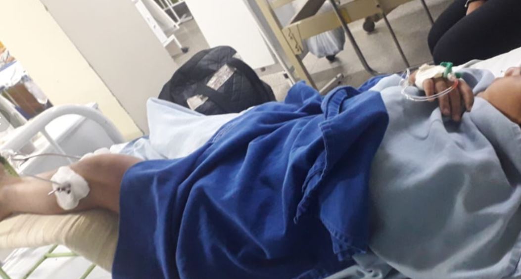 Pais de crianças atropeladas fazem feijoada para custear tratamento em Manaus